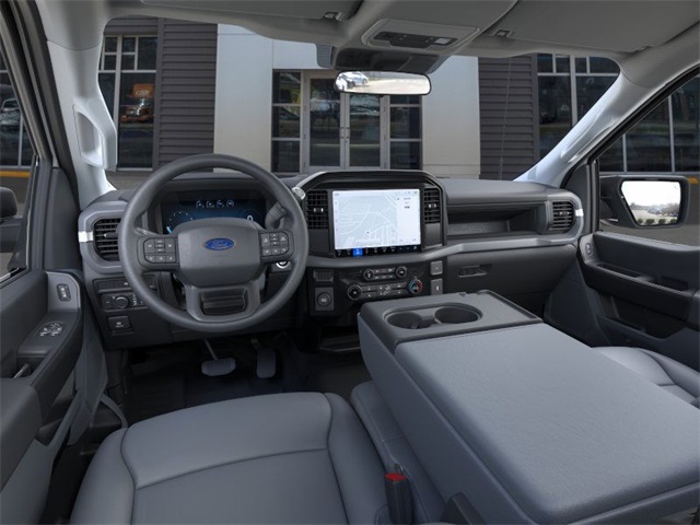 2025 Ford F-150 XL photo 8