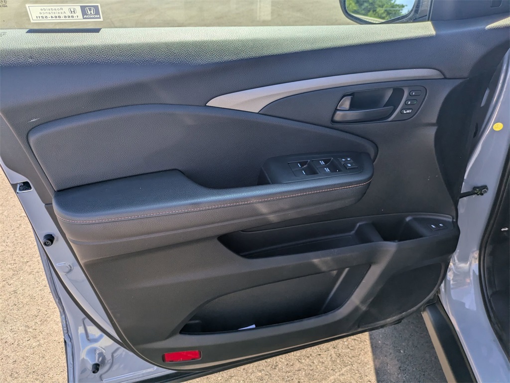 2022 Honda Passport TrailSport photo 9