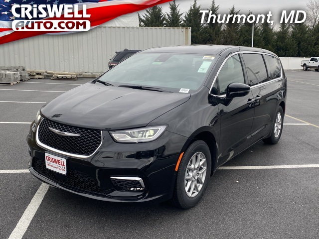 new 2026 Chrysler Pacifica car, priced at $38,028