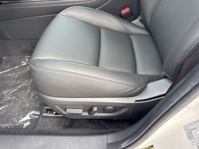 2025 Mazda CX-30 2.5 S Preferred photo 10