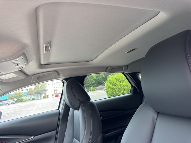 2025 Mazda CX-30 2.5 S Preferred photo 11