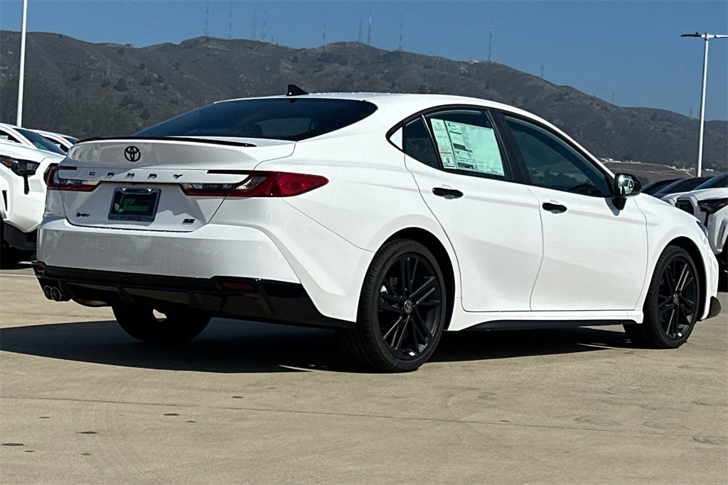 2026 Toyota Camry photo 4