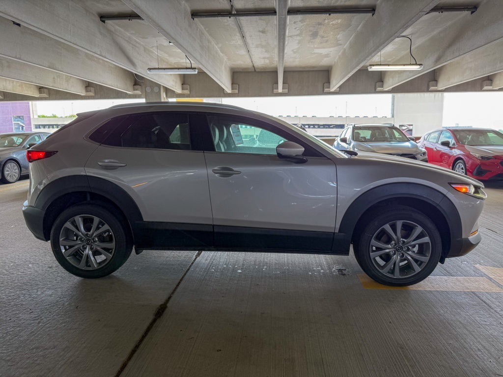 2024 Mazda CX-30 2.5 S Premium photo 3