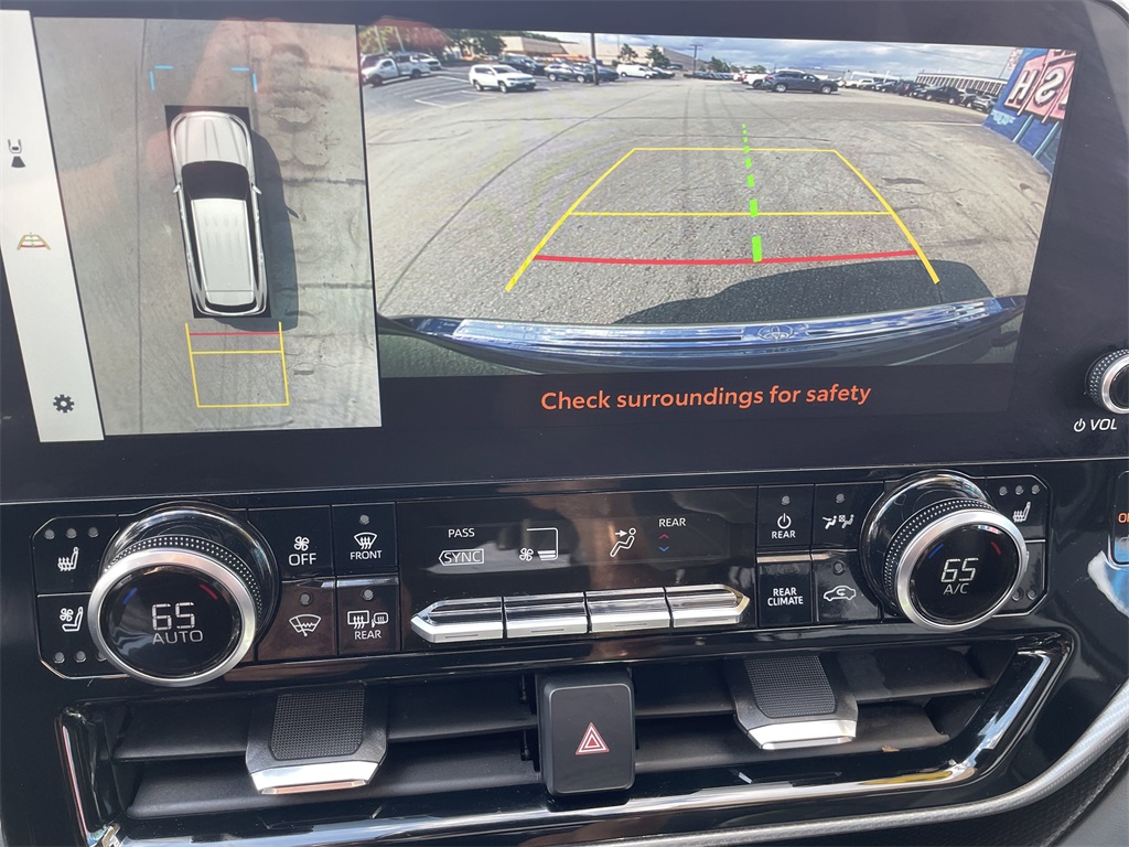 2023 Toyota Highlander Platinum photo 19