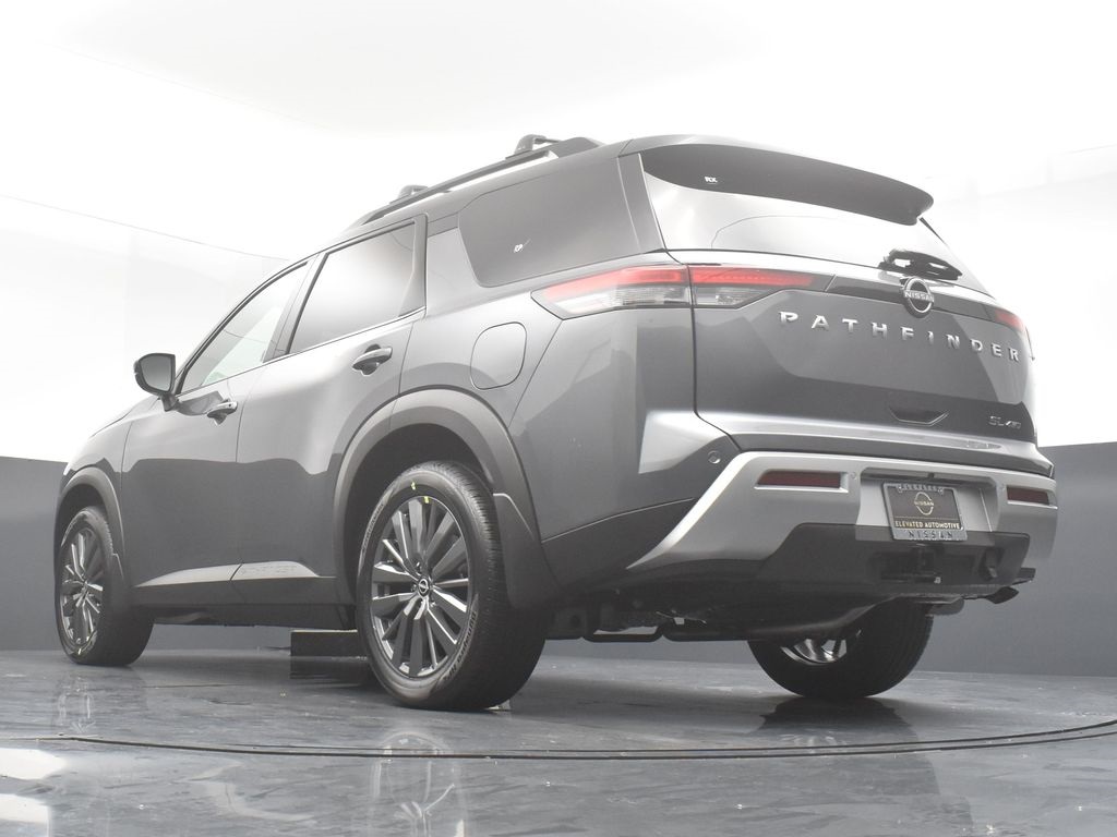 2025 Nissan Pathfinder SL photo 24