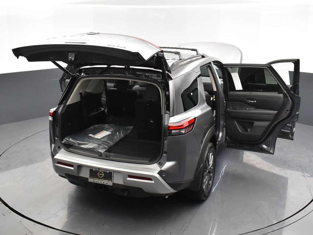 2025 Nissan Pathfinder SL photo 27