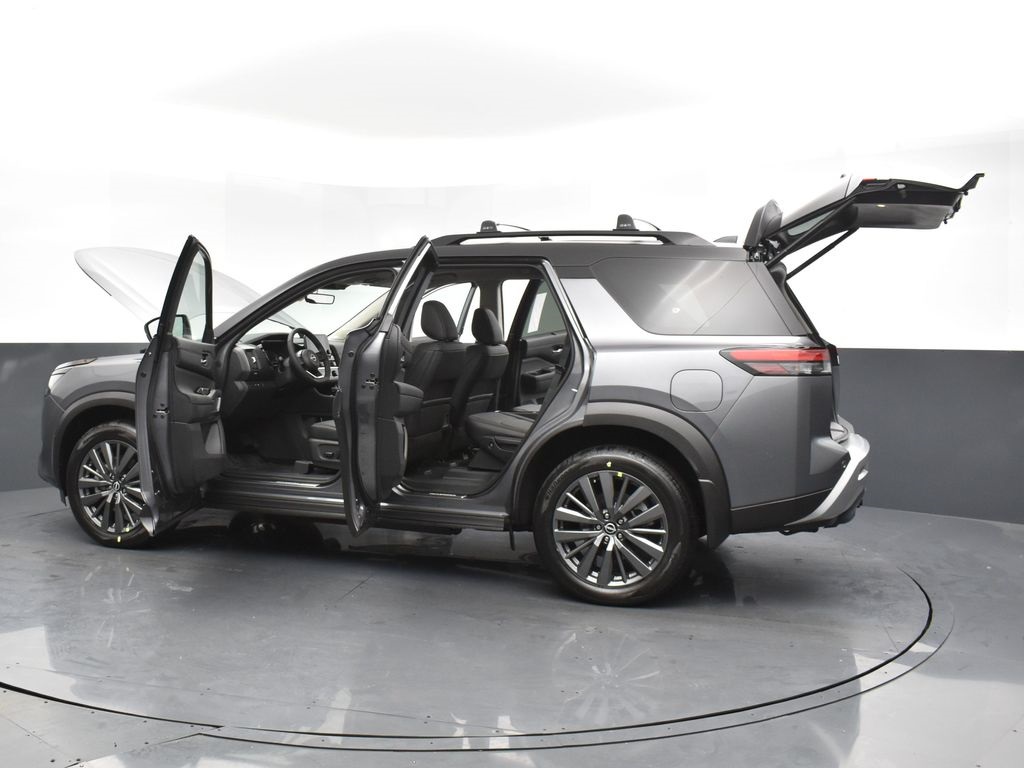 2025 Nissan Pathfinder SL photo 31