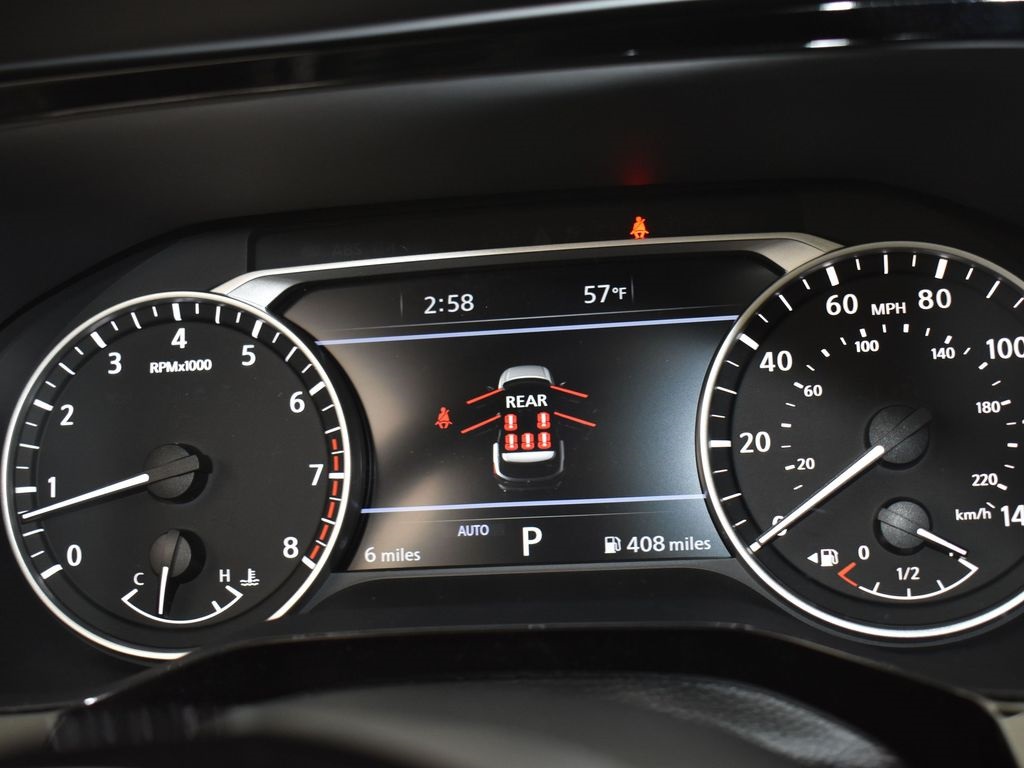 2025 Nissan Pathfinder SL photo 7