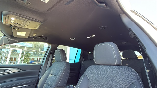 new 2026 Chevrolet Traverse car, priced at $43,120