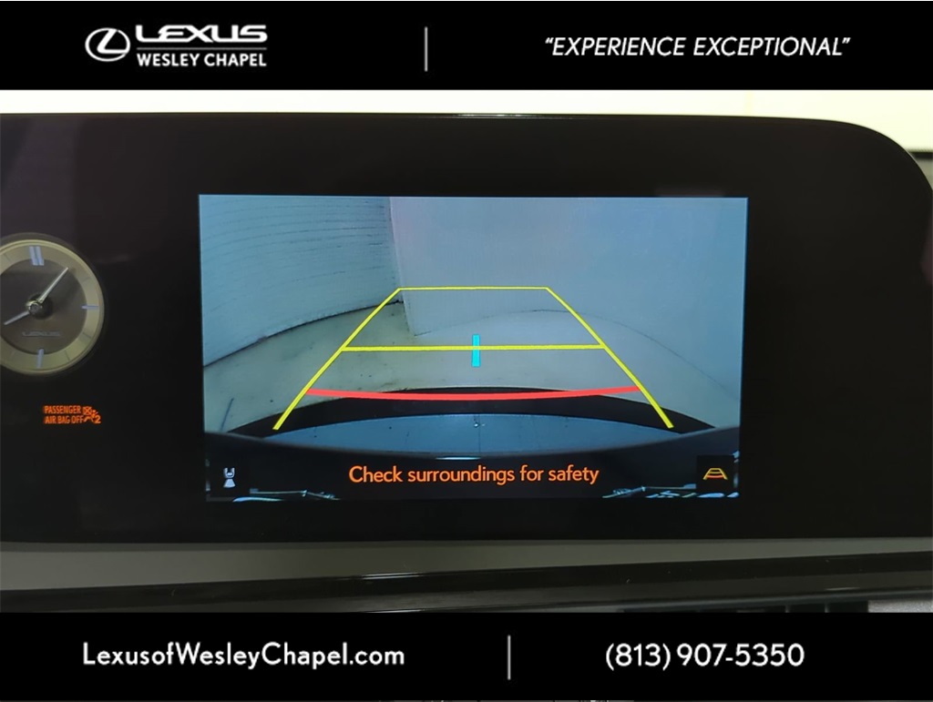 2025 Lexus ES 350 photo 15