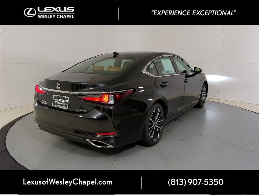 2025 Lexus ES 350 photo 3
