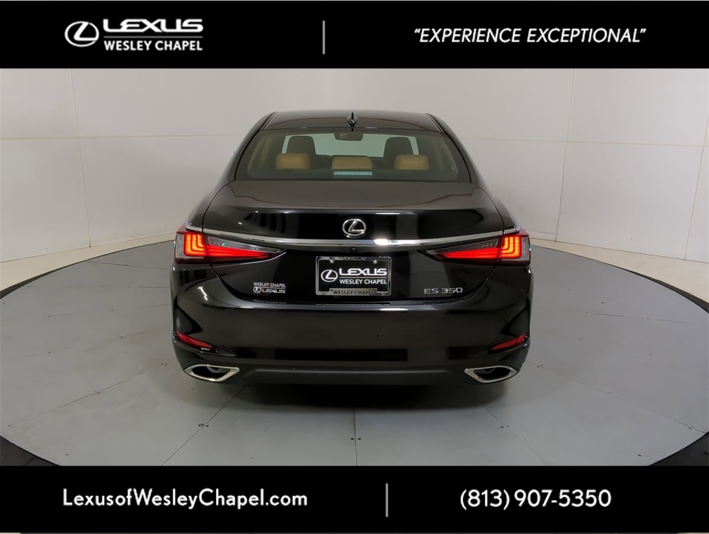 2025 Lexus ES 350 photo 4