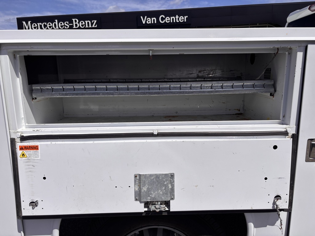 Used 2022 Chevrolet Silverado 3500 Crew Cab DRW 4WD Service Truck for sale #SP1221 - photo 18