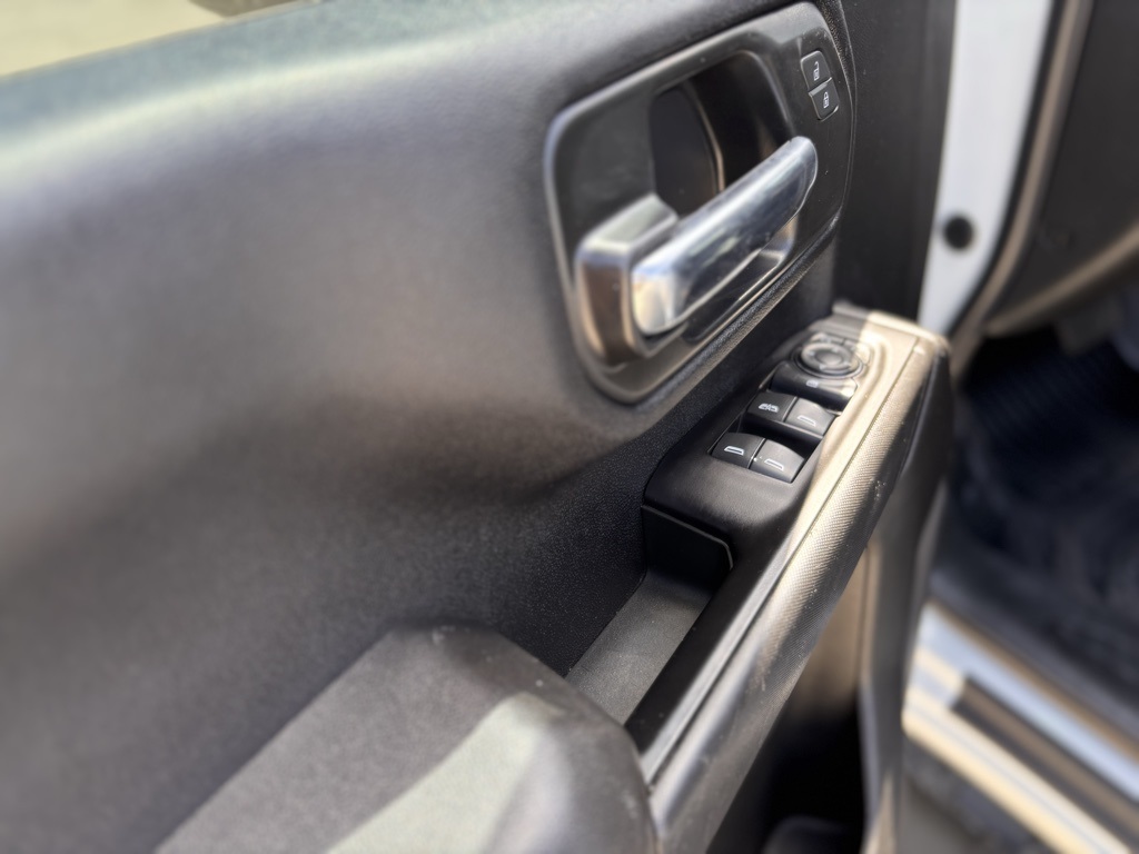 Used 2022 Chevrolet Silverado 3500 Crew Cab DRW 4WD Service Truck for sale #SP1221 - photo 28