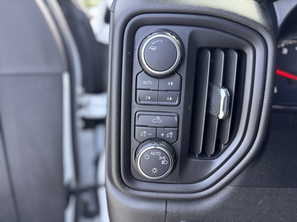 Used 2022 Chevrolet Silverado 3500 Crew Cab DRW 4WD Service Truck for sale #SP1221 - photo 34