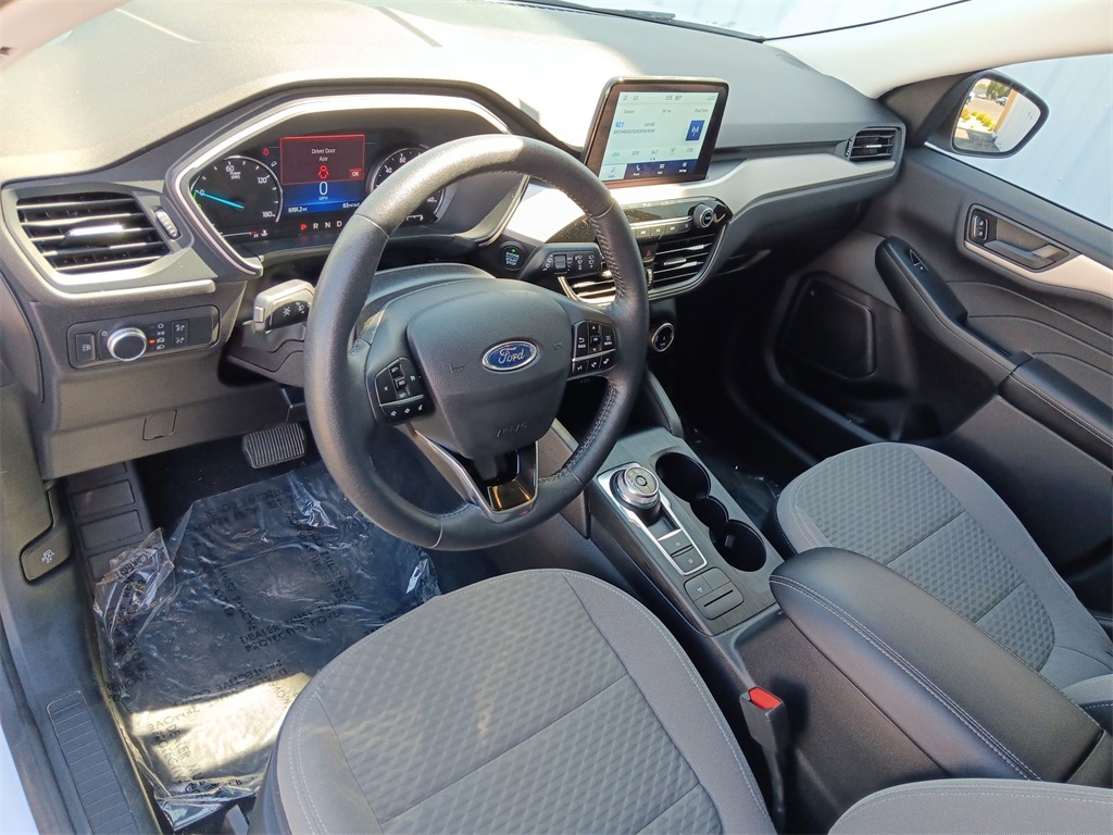 2022 Ford Escape SE Hybrid photo 11