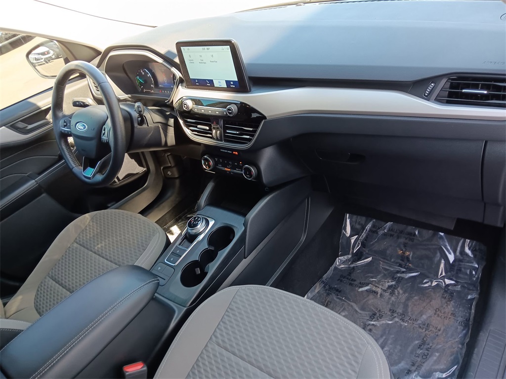 2022 Ford Escape SE Hybrid photo 28