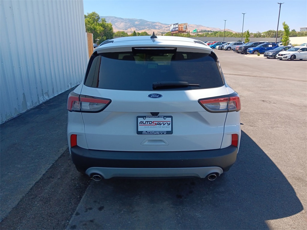 2022 Ford Escape SE Hybrid photo 4