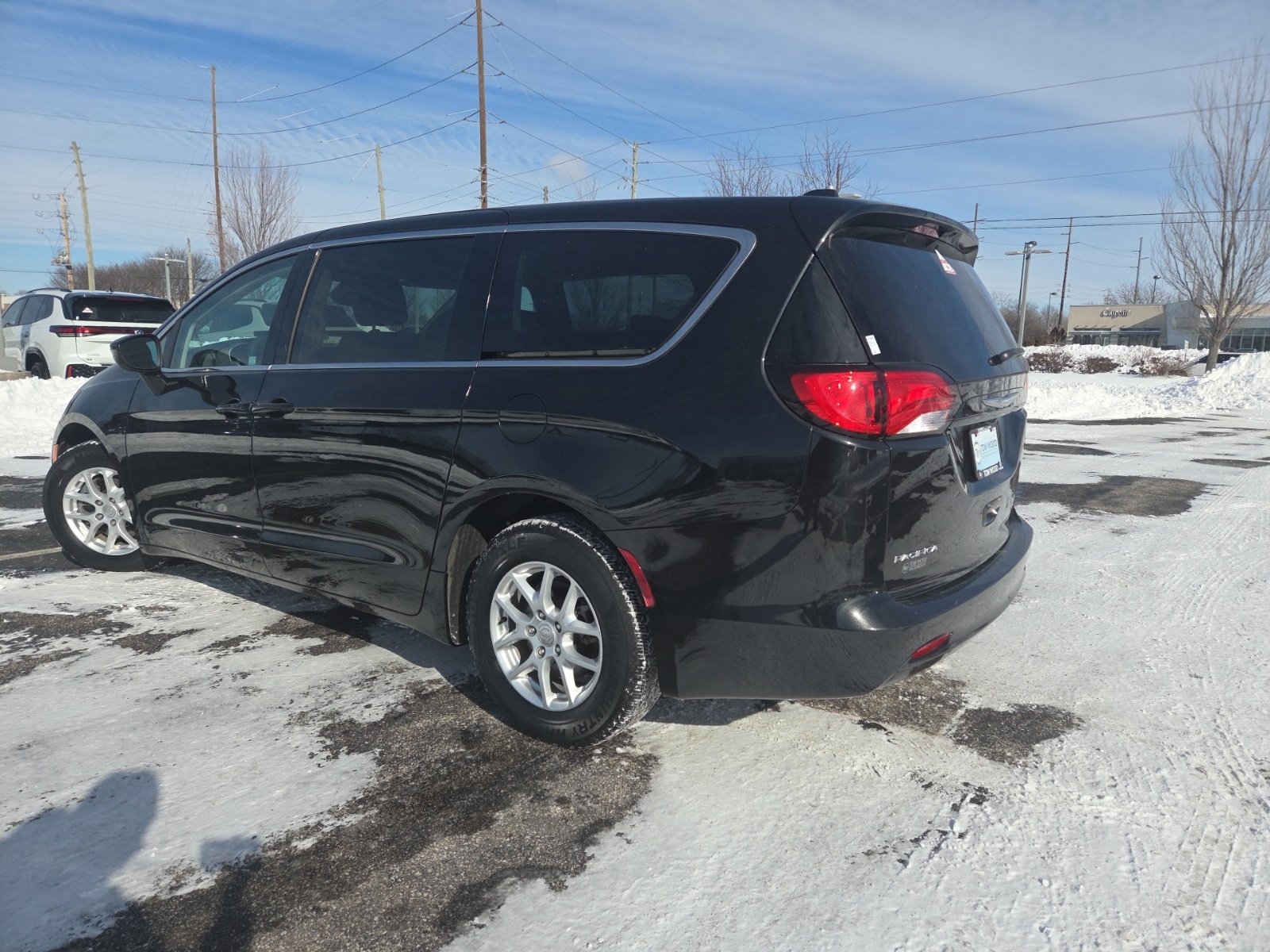used 2017 Chrysler Pacifica car, priced at $12,200