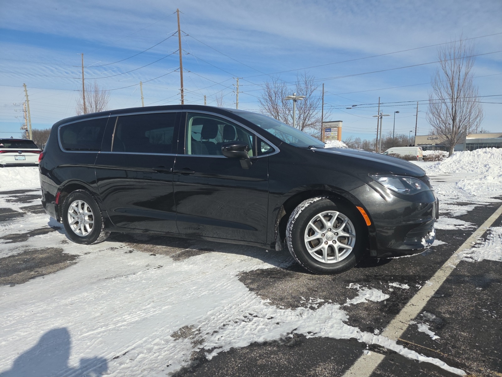 used 2017 Chrysler Pacifica car, priced at $12,200