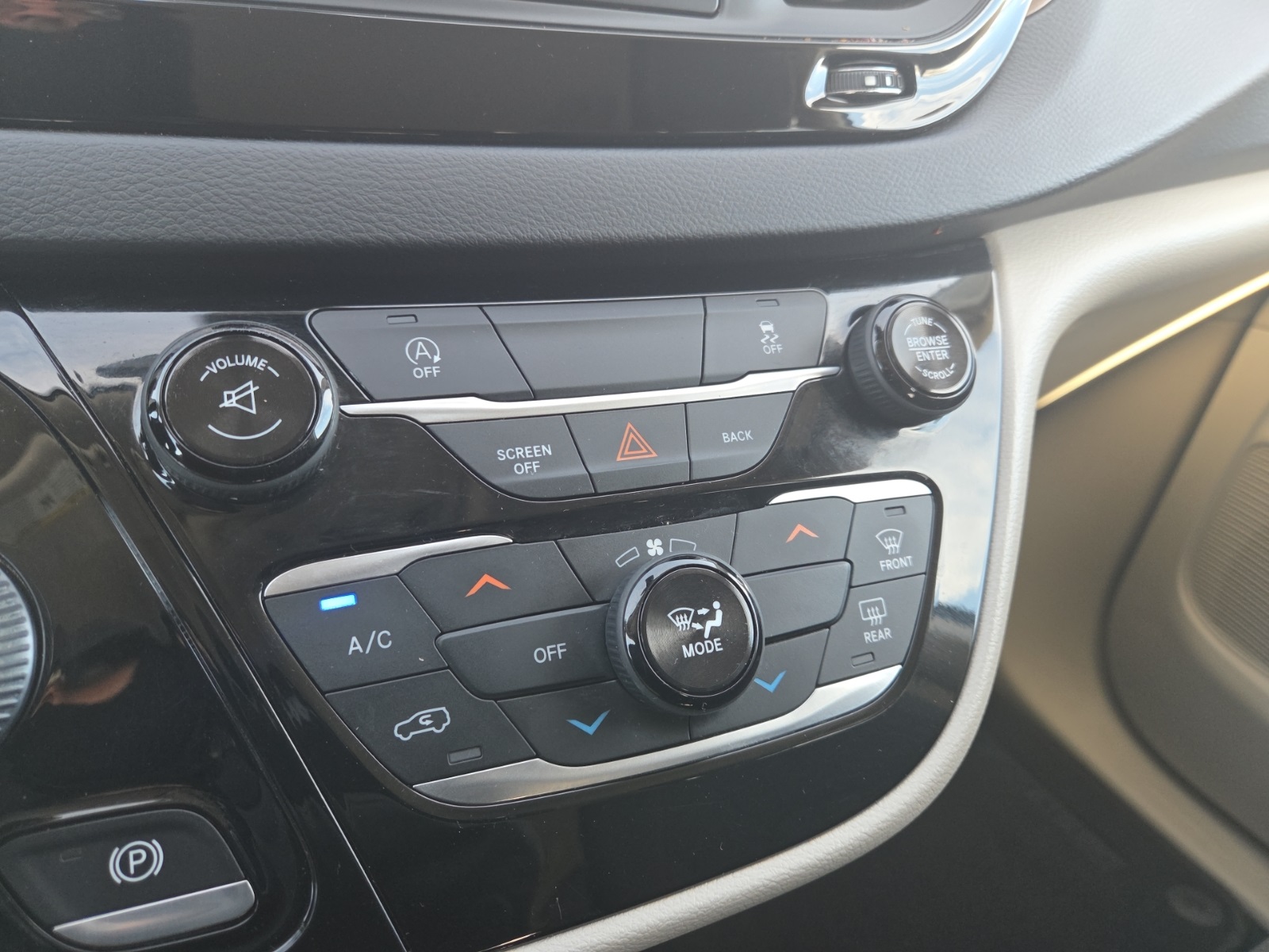 used 2017 Chrysler Pacifica car, priced at $12,200