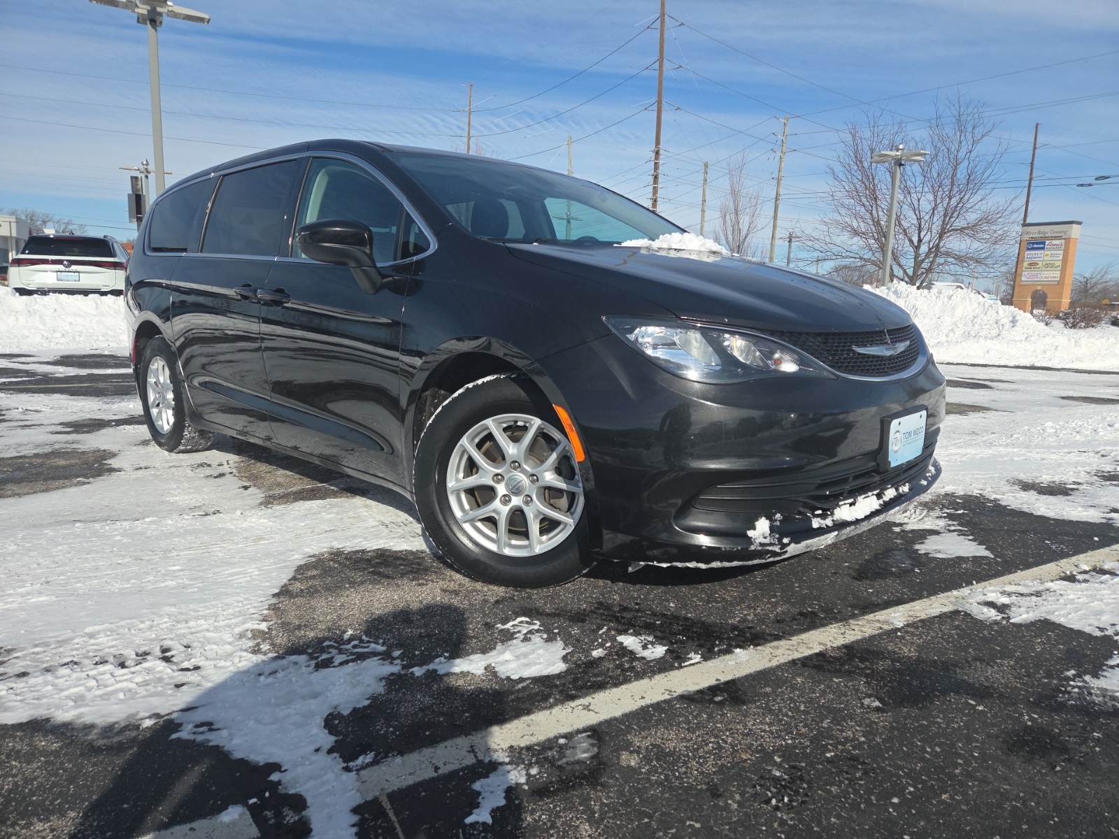 used 2017 Chrysler Pacifica car, priced at $12,200