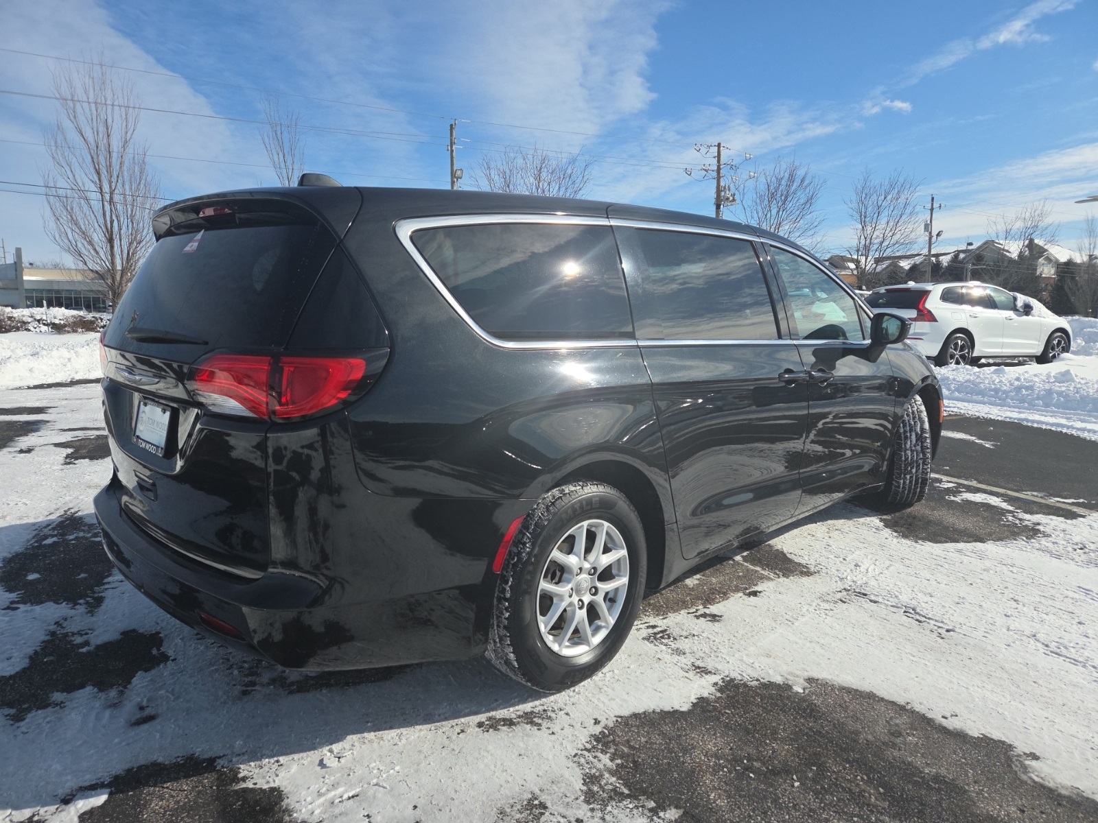 used 2017 Chrysler Pacifica car, priced at $12,200