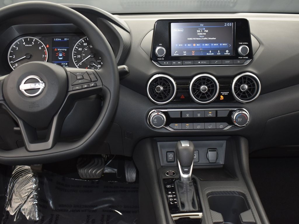 2025 Nissan Sentra S photo 14