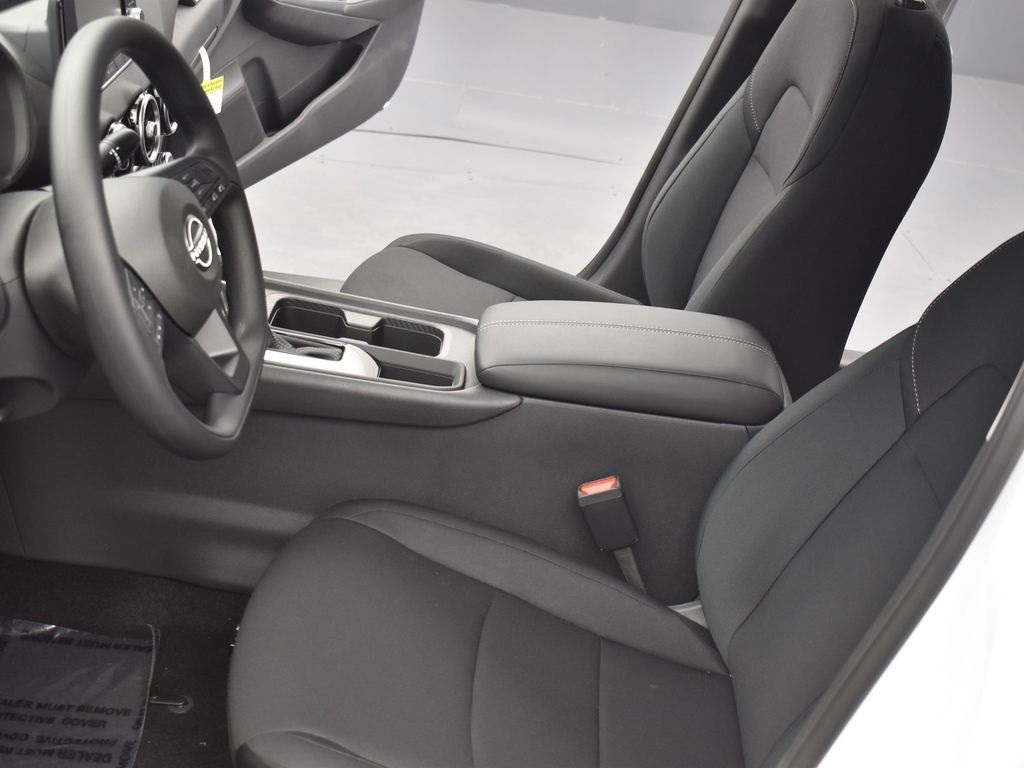 2025 Nissan Sentra S photo 16