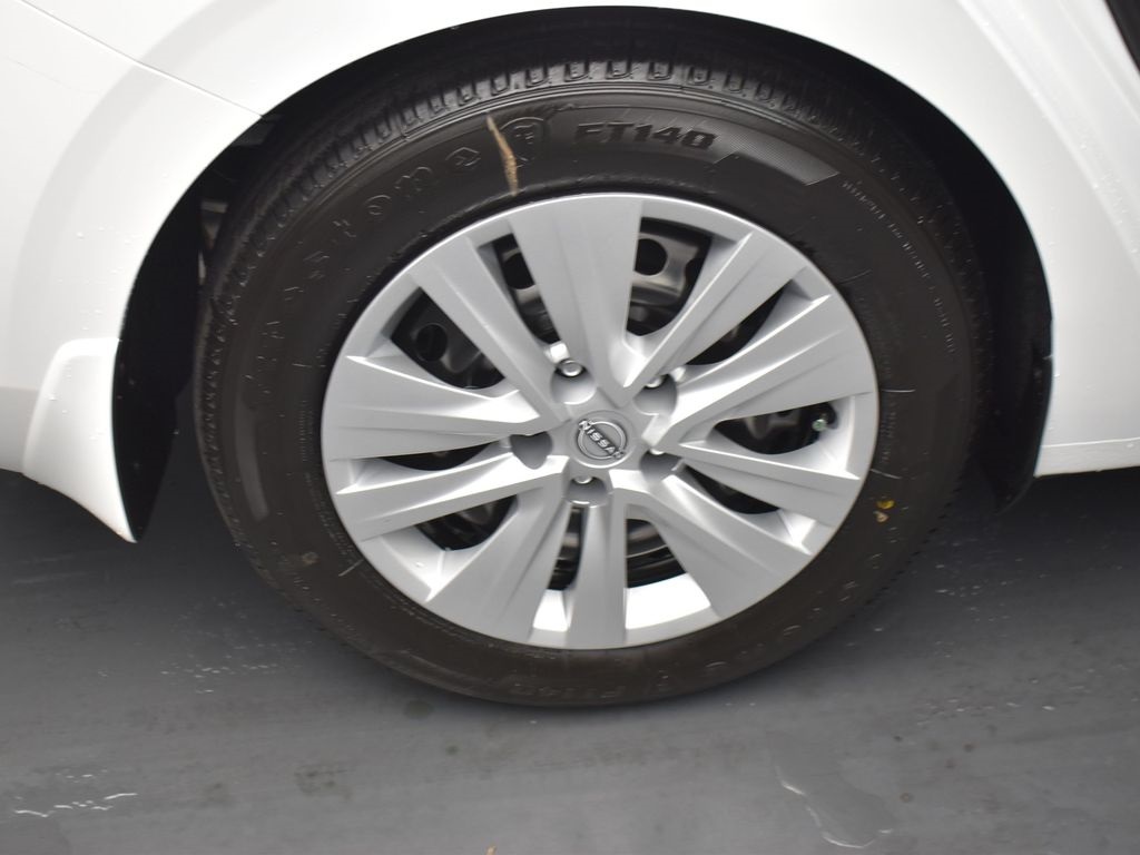 2025 Nissan Sentra S photo 5