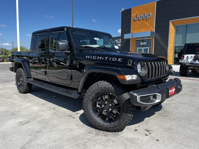 2025 Jeep Gladiator High Tide's photo