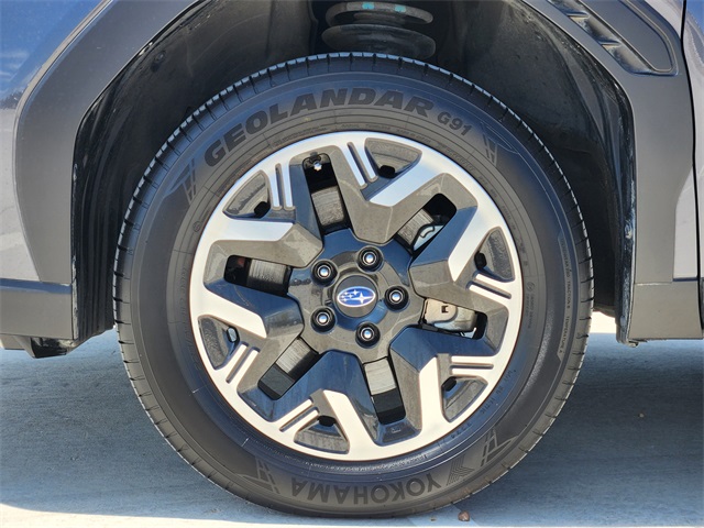 2025 Magnetite Gray Metallic Subaru Forester Premium AWD SUV