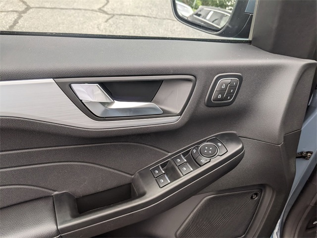 2025 Ford Escape Plug-In Hybrid Base photo 13