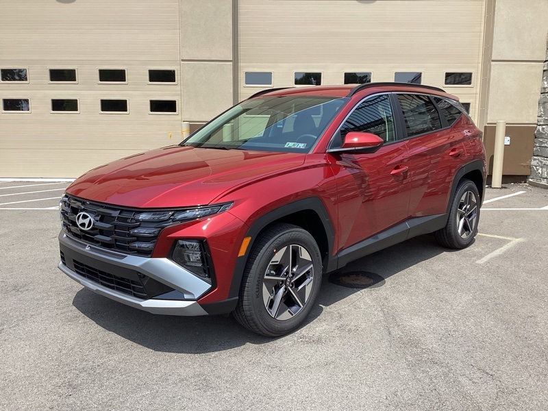 2025 Hyundai Tucson SEL photo 3