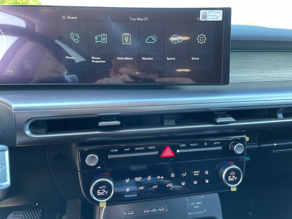 2026 Hyundai Ioniq SEL photo 20