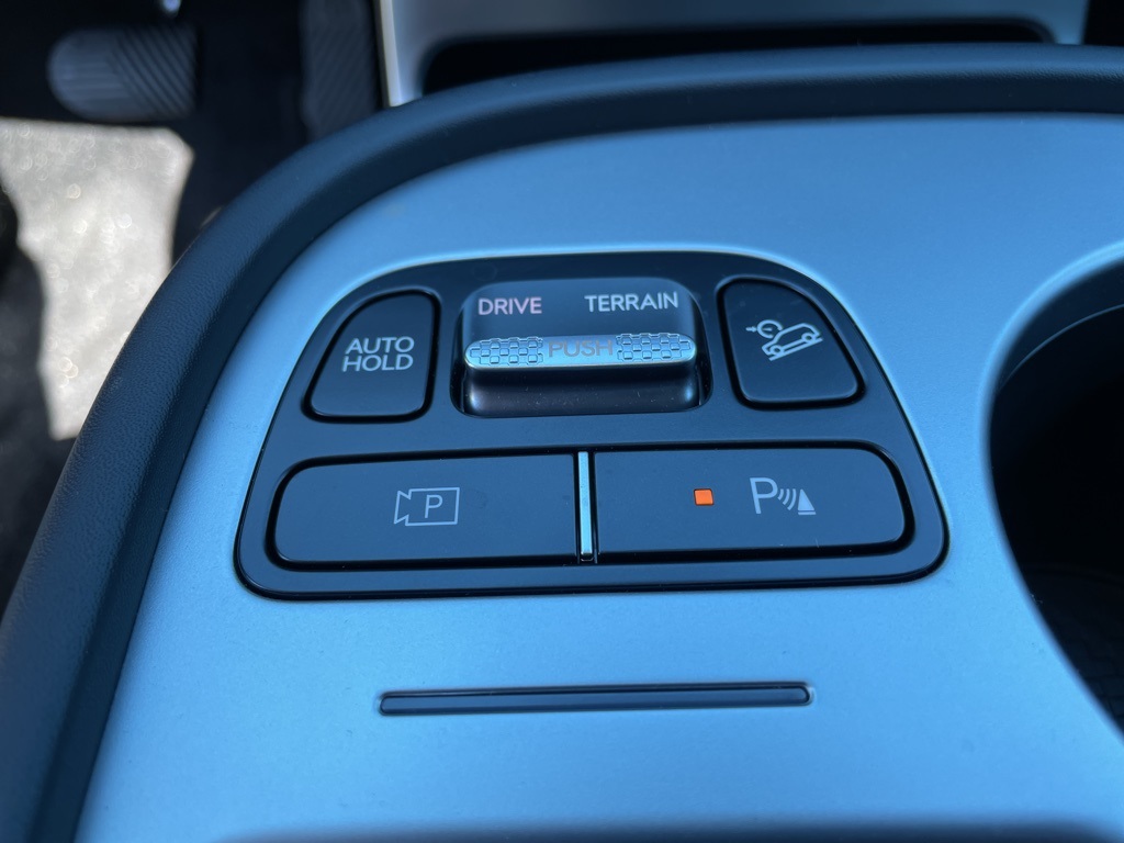 2026 Hyundai Ioniq SEL photo 25