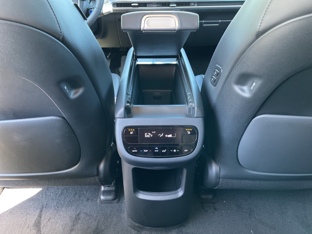 2026 Hyundai Ioniq SEL photo 34