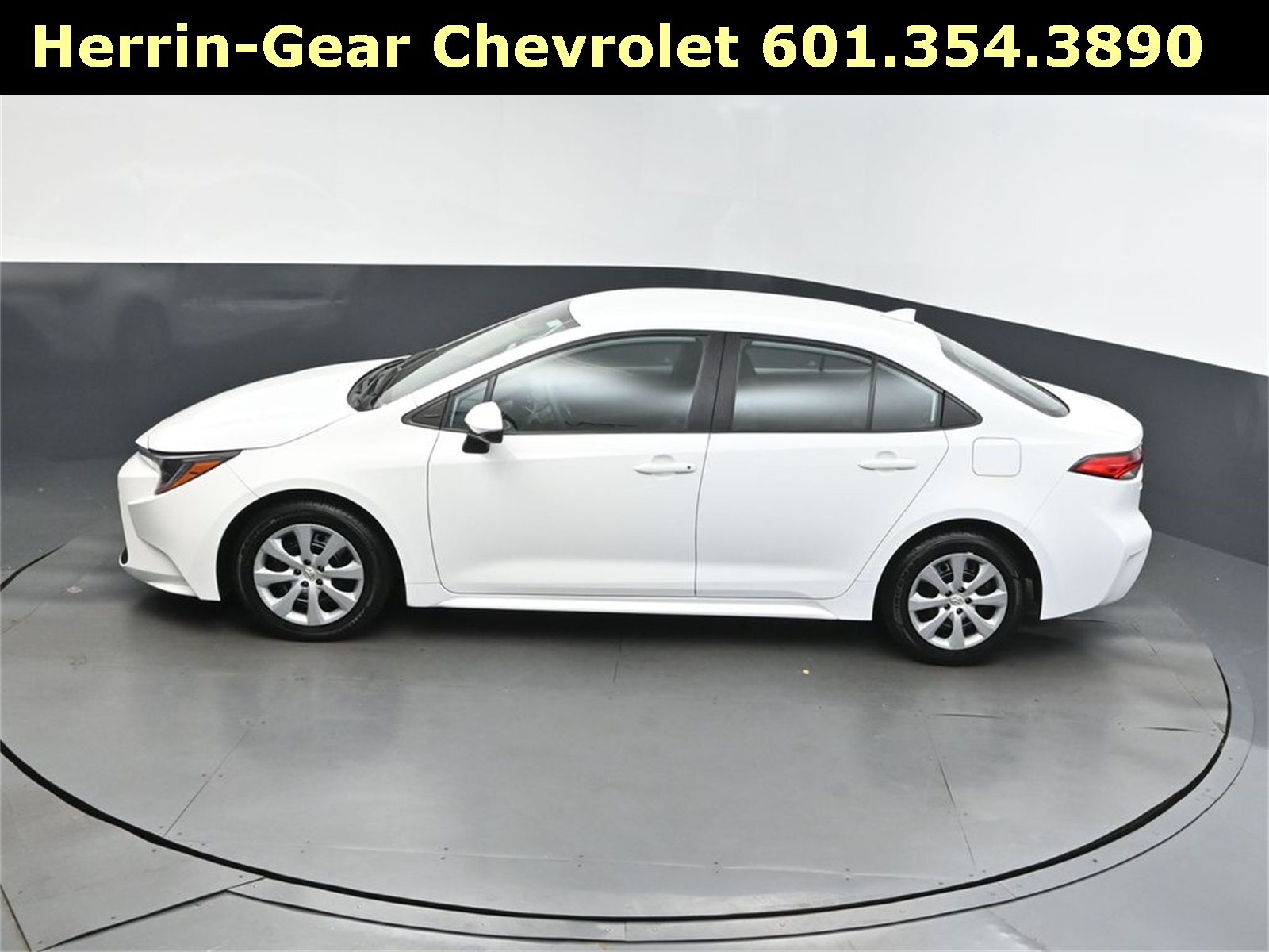 2022 White Toyota Corolla LE FWD Sedan