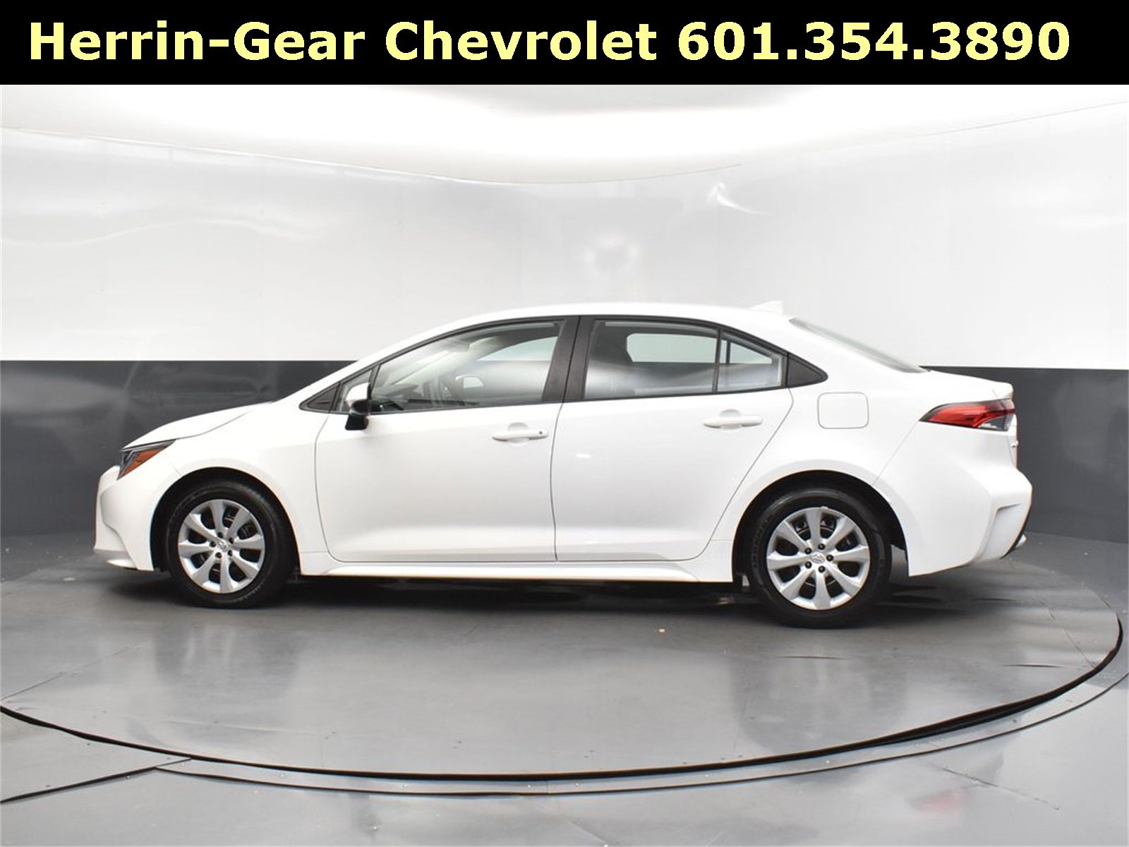 2022 White Toyota Corolla LE FWD Sedan