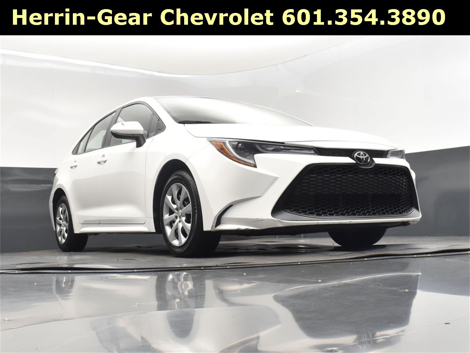 2022 White Toyota Corolla LE FWD Sedan