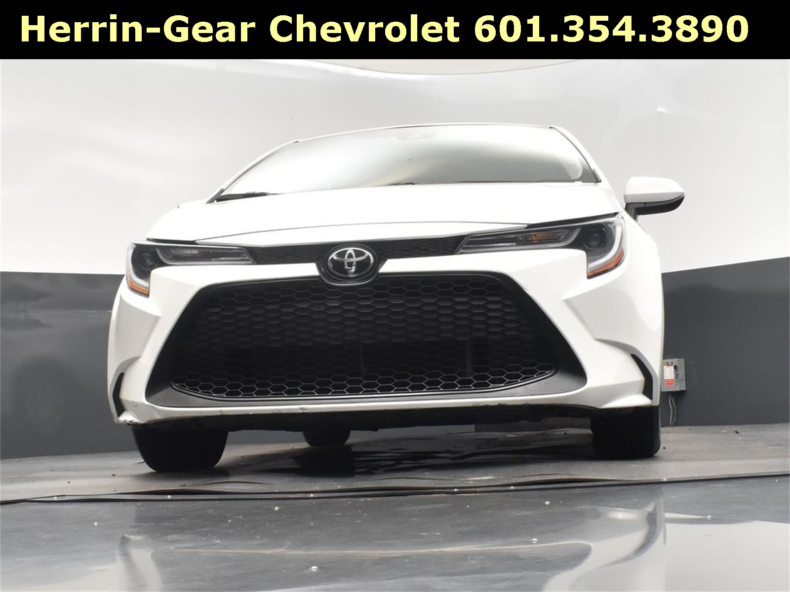 2022 White Toyota Corolla LE FWD Sedan