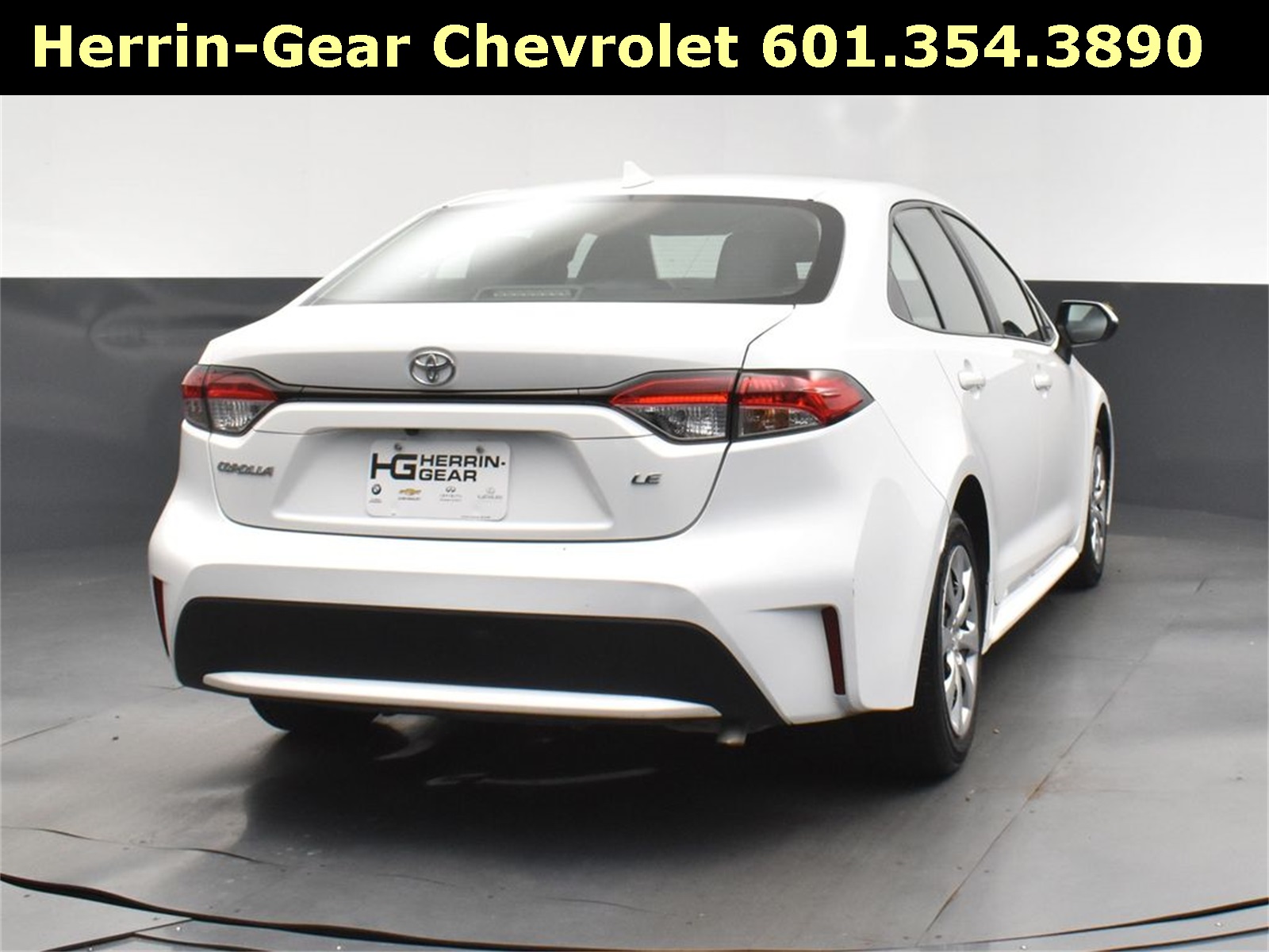 2022 White Toyota Corolla LE FWD Sedan