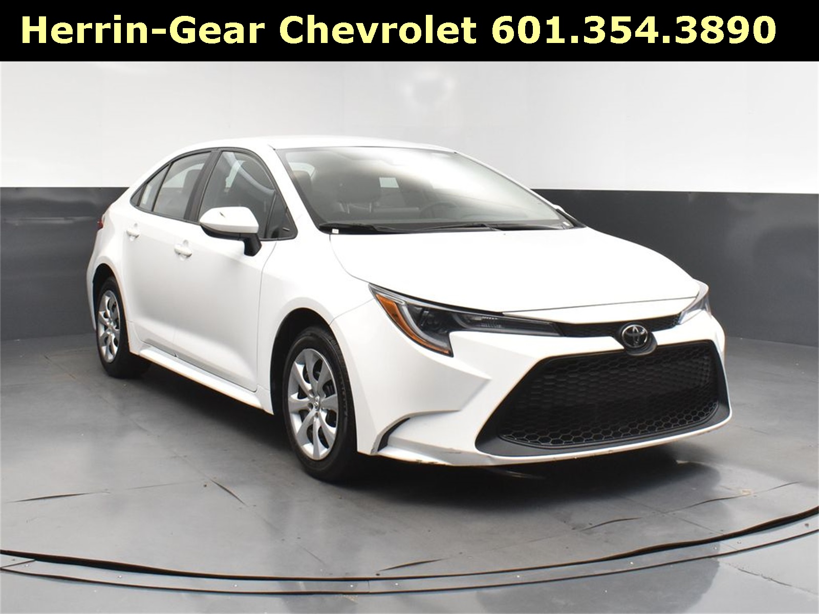 2022 White Toyota Corolla LE FWD Sedan