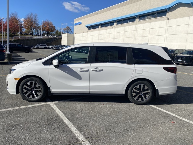 new 2026 Honda Odyssey car, priced at $42,508