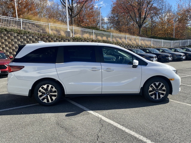 new 2026 Honda Odyssey car, priced at $42,508