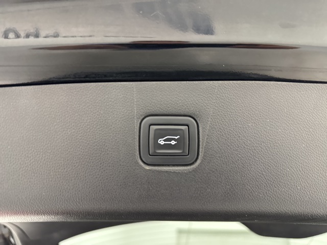 used 2021 Chevrolet Blazer car, priced at $21,804