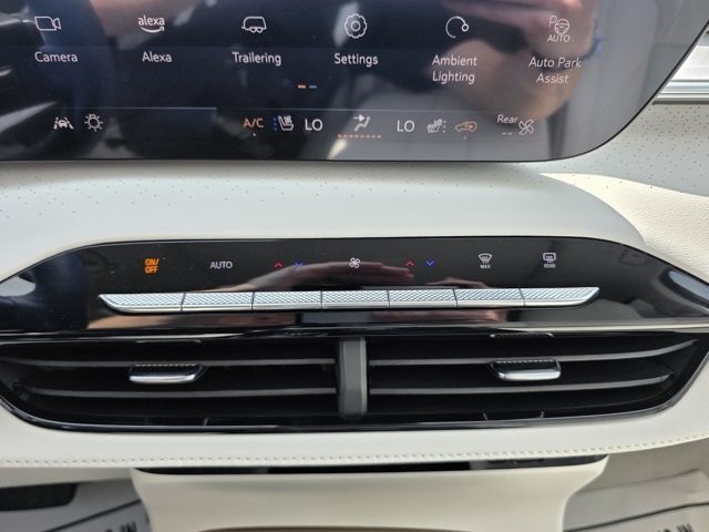 2025 Buick Enclave Avenir