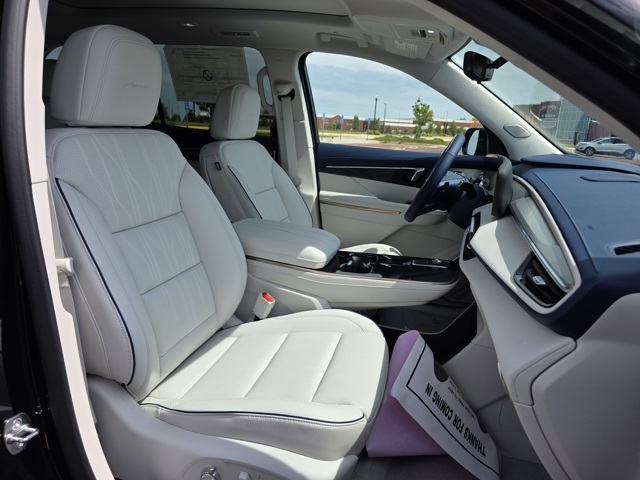 2025 Buick Enclave Avenir