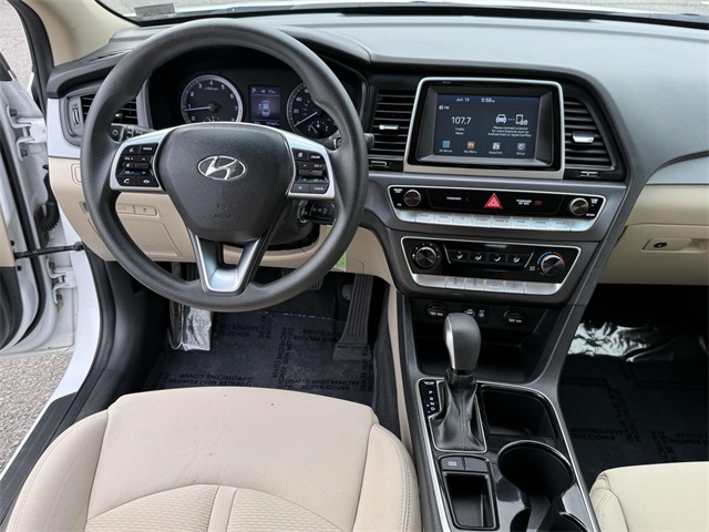 Used 2019 Hyundai Sonata SE with VIN 5NPE24AF2KH733196 for sale in Manassas, VA