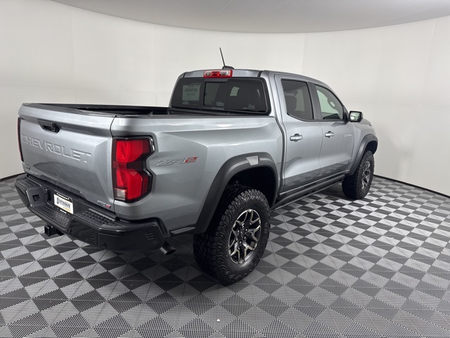 2026 Chevrolet Colorado ZR2 photo 2